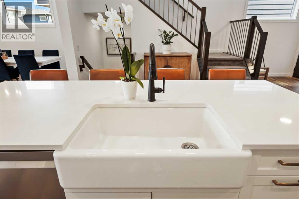 Photo 40 of 20 Cranbrook Manor Se, Calgary AB