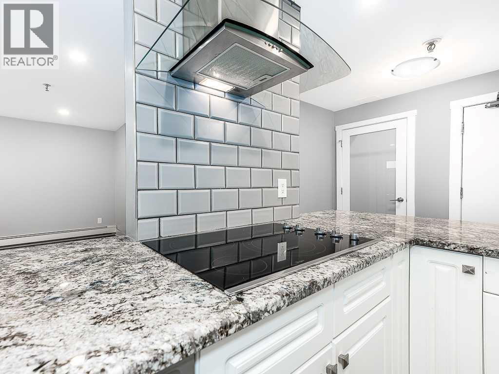 Single Family House for Sale in    Avenue SW Cliff Bungalow Calgary 
