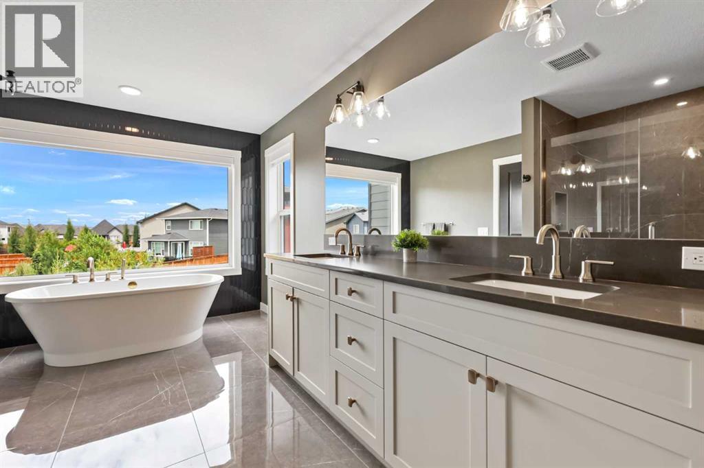 Photo 34 of 20 Cranbrook Manor Se, Calgary AB