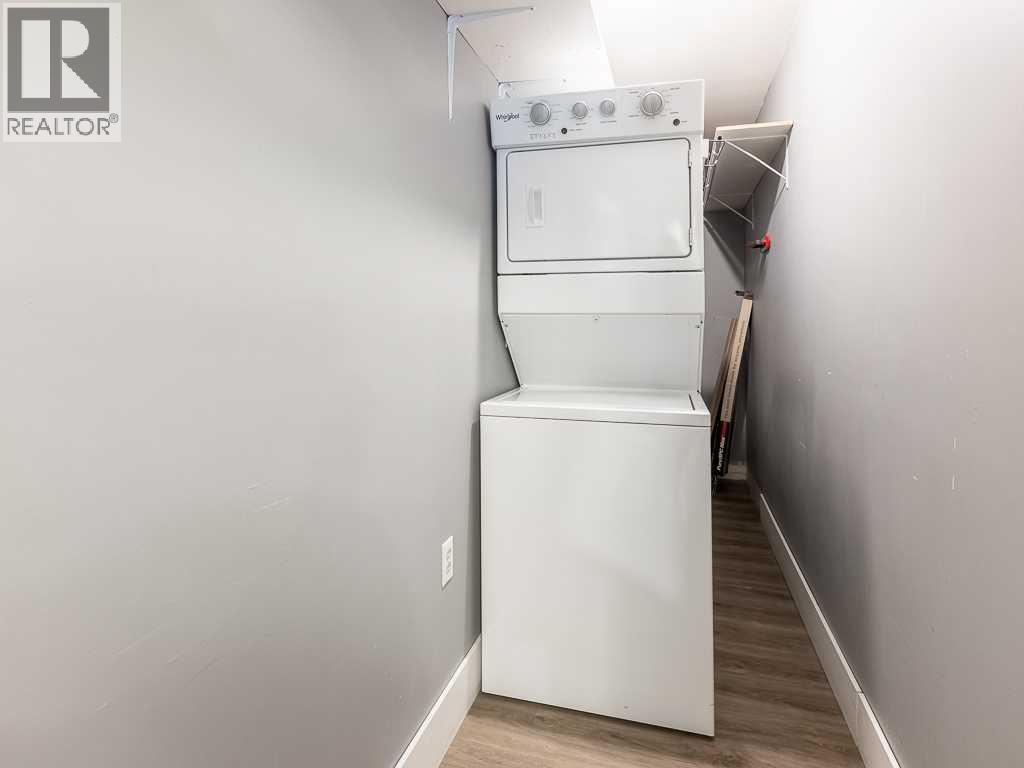 Single Family House for Sale in    Avenue SW Cliff Bungalow Calgary 