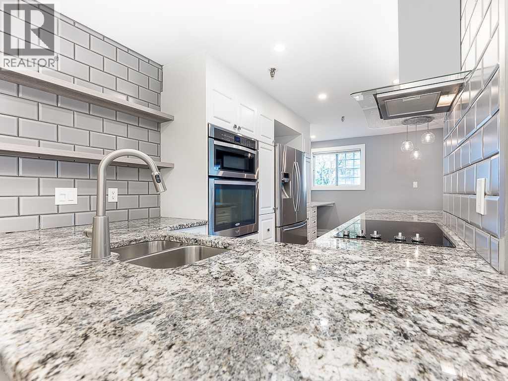Single Family House for Sale in    Avenue SW Cliff Bungalow Calgary 