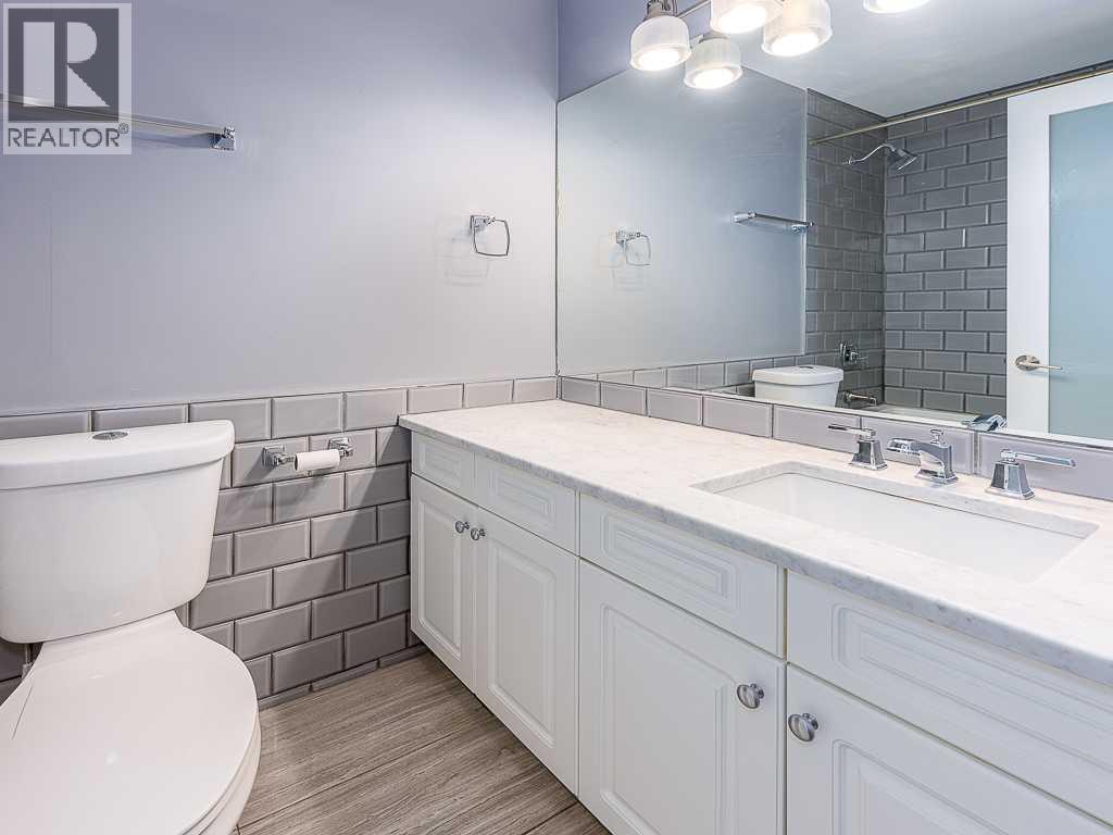 Single Family House for Sale in    Avenue SW Cliff Bungalow Calgary 