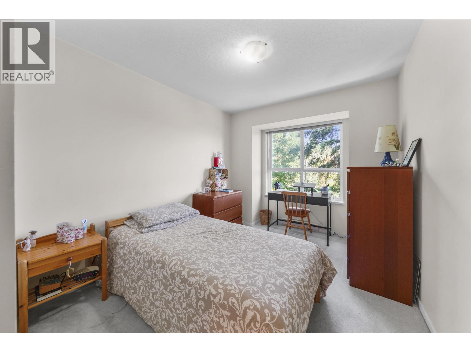 Photo 11 of 415 3050 Dayanee Springs Boulevard, Coquitlam BC