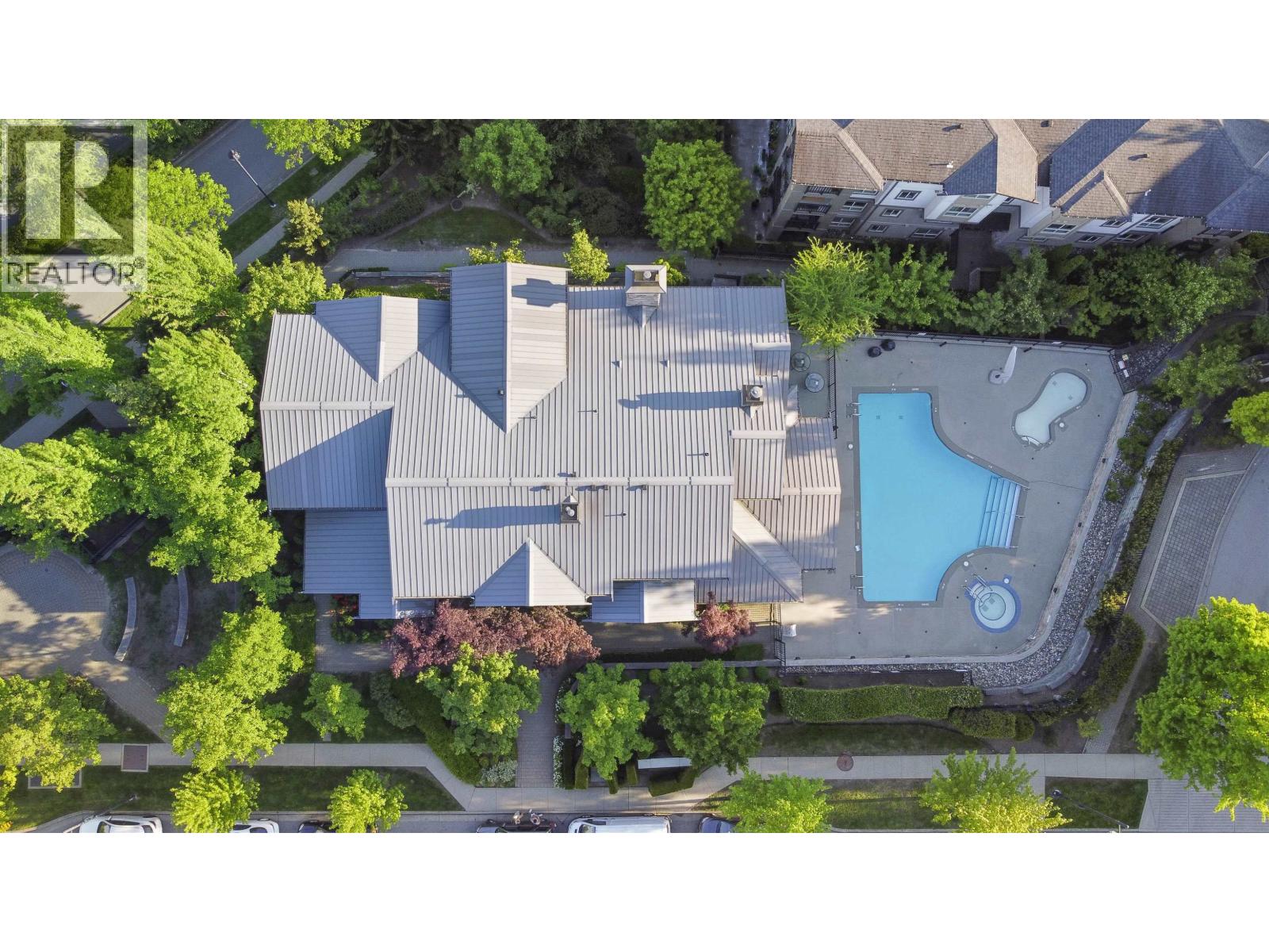 Photo 20 of 415 3050 Dayanee Springs Boulevard, Coquitlam BC