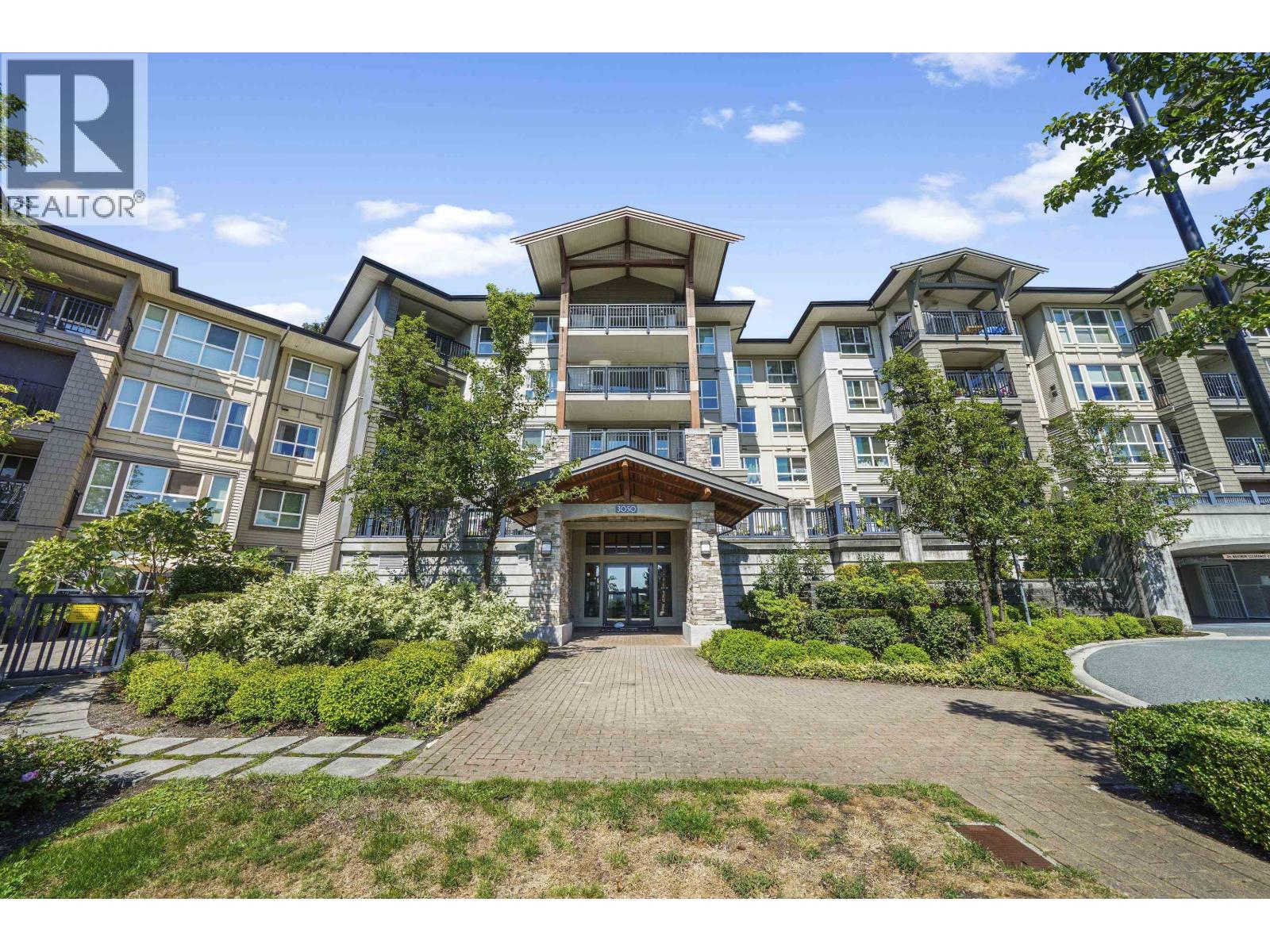 Photo 1 of 415 3050 Dayanee Springs Boulevard, Coquitlam BC
