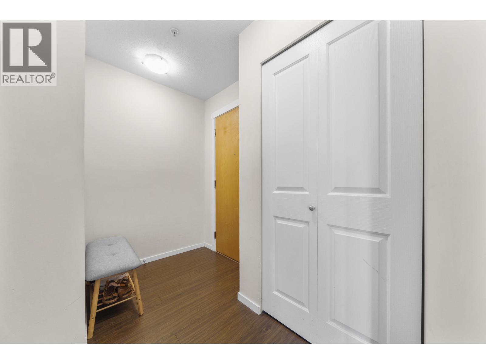 Photo 12 of 415 3050 Dayanee Springs Boulevard, Coquitlam BC