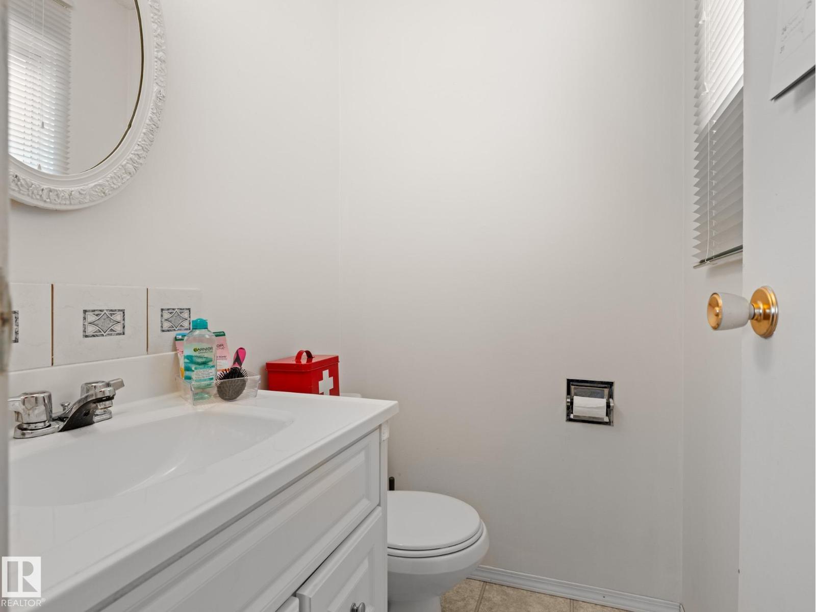 Photo 20 of 14615 116 St Nw, Edmonton AB