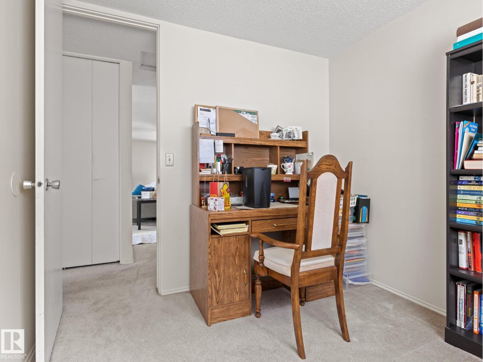 Photo 15 of 14615 116 St Nw, Edmonton AB