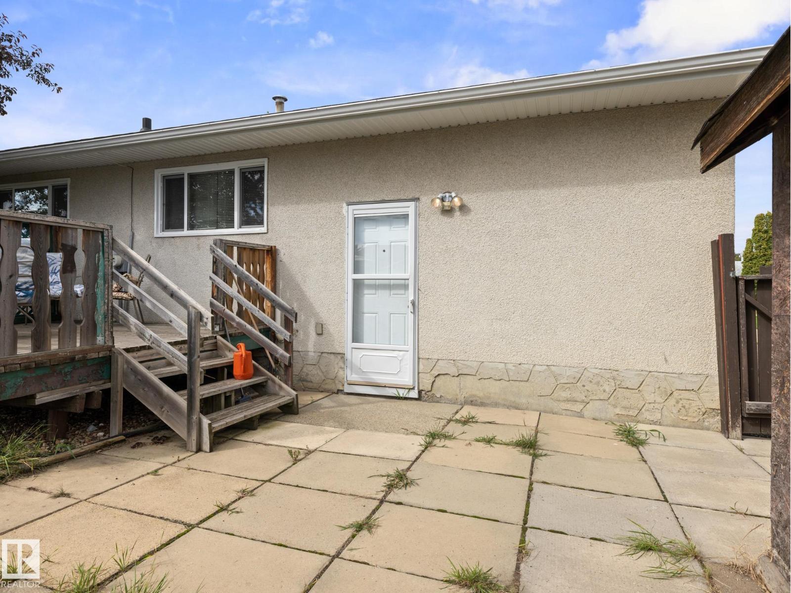 Photo 32 of 14615 116 St Nw, Edmonton AB