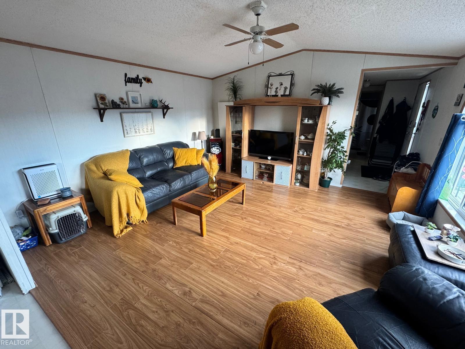 Photo 6 of 388 Evergreen Pa Nw Nw, Edmonton AB