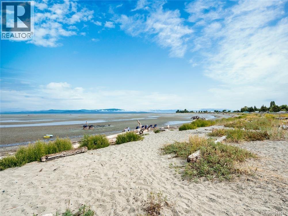 Photo 45 of 501 502 C 181 Beachside Dr, Parksville BC