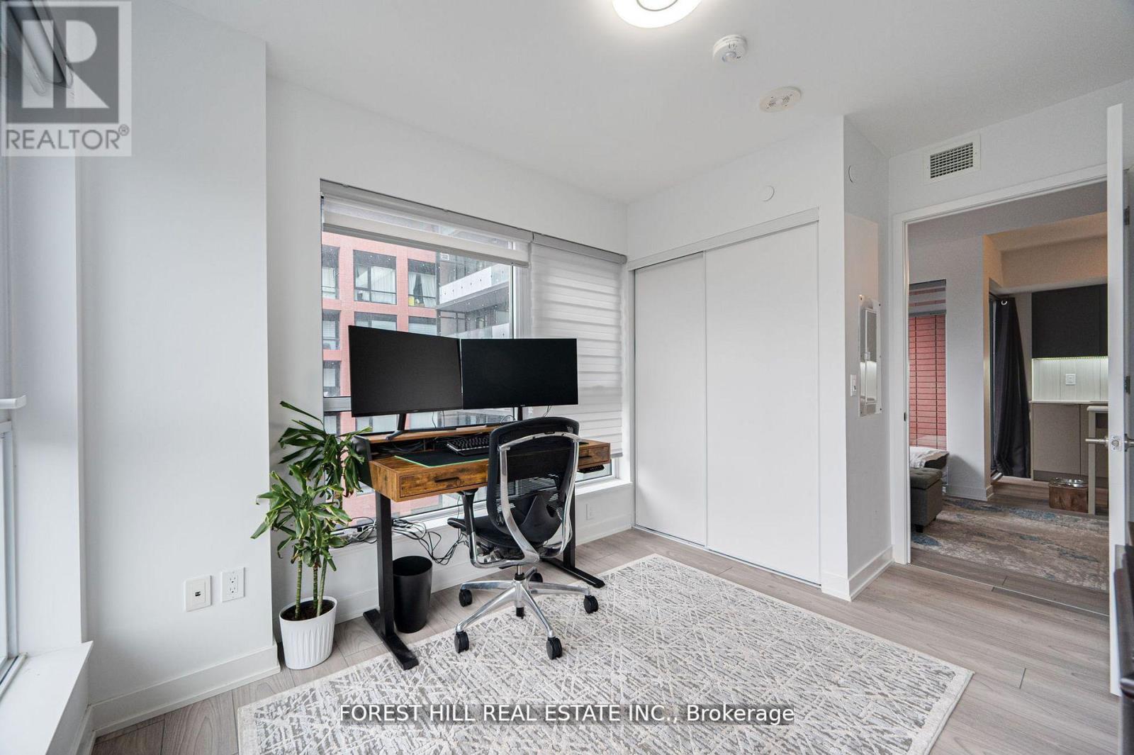 Photo 21 of 411 8 Tippett Road, Toronto ON