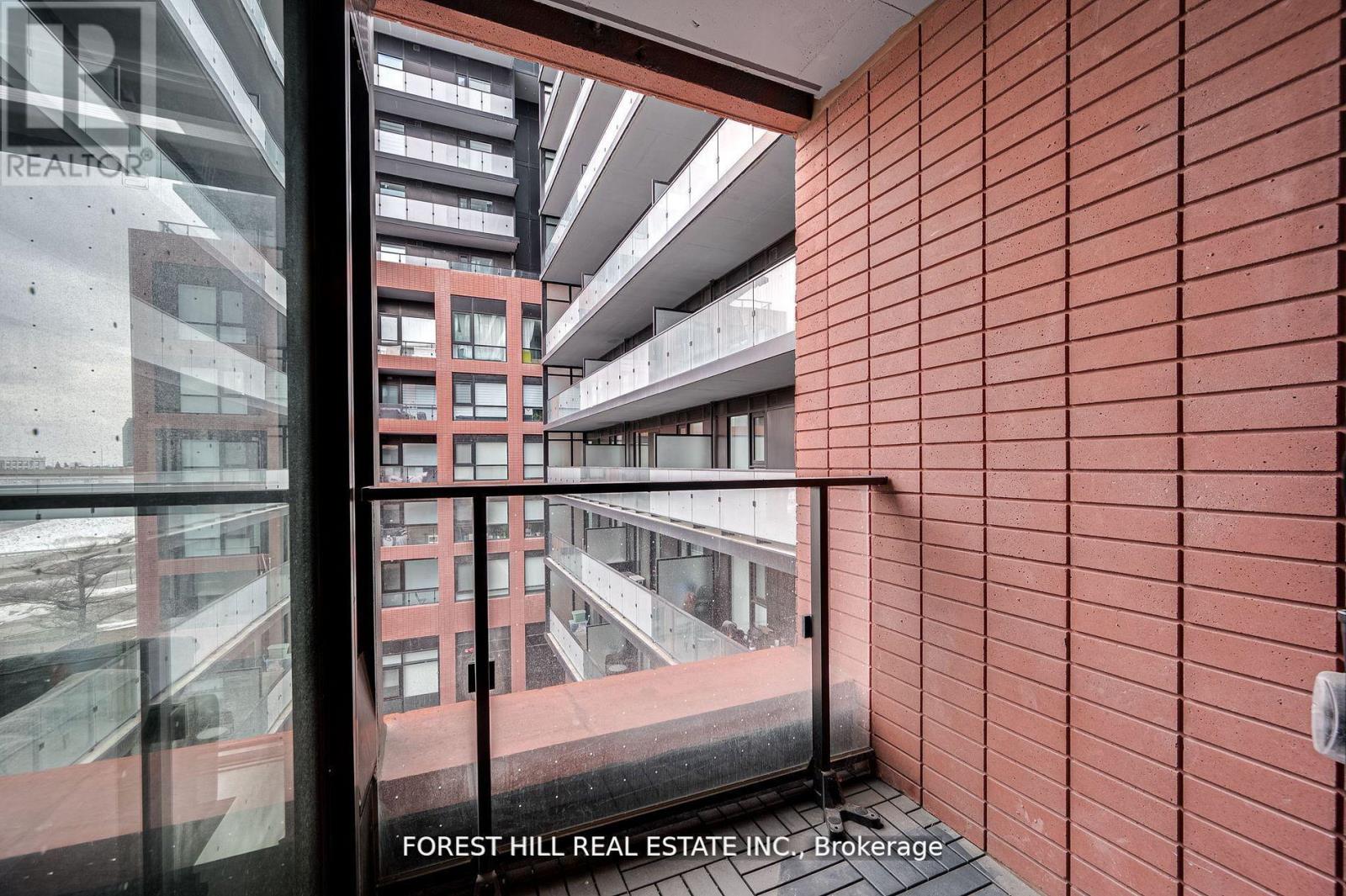Photo 25 of 411 8 Tippett Road, Toronto ON