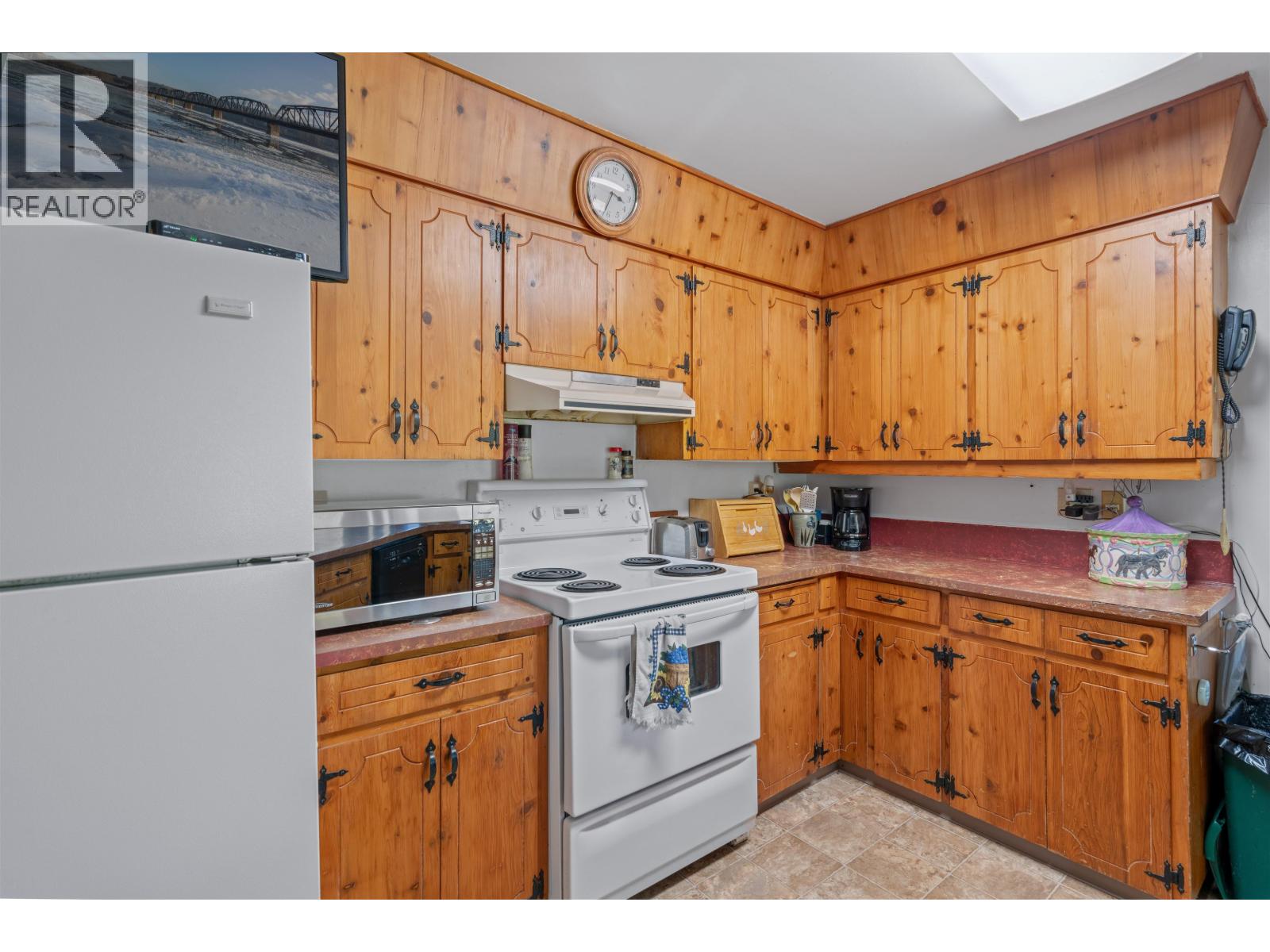 Photo 11 of 2535 15 Mile Road, Prince George BC