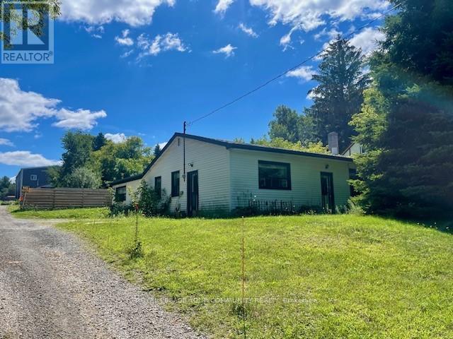 Photo 1 of 3555 17th Side Road, King ON
