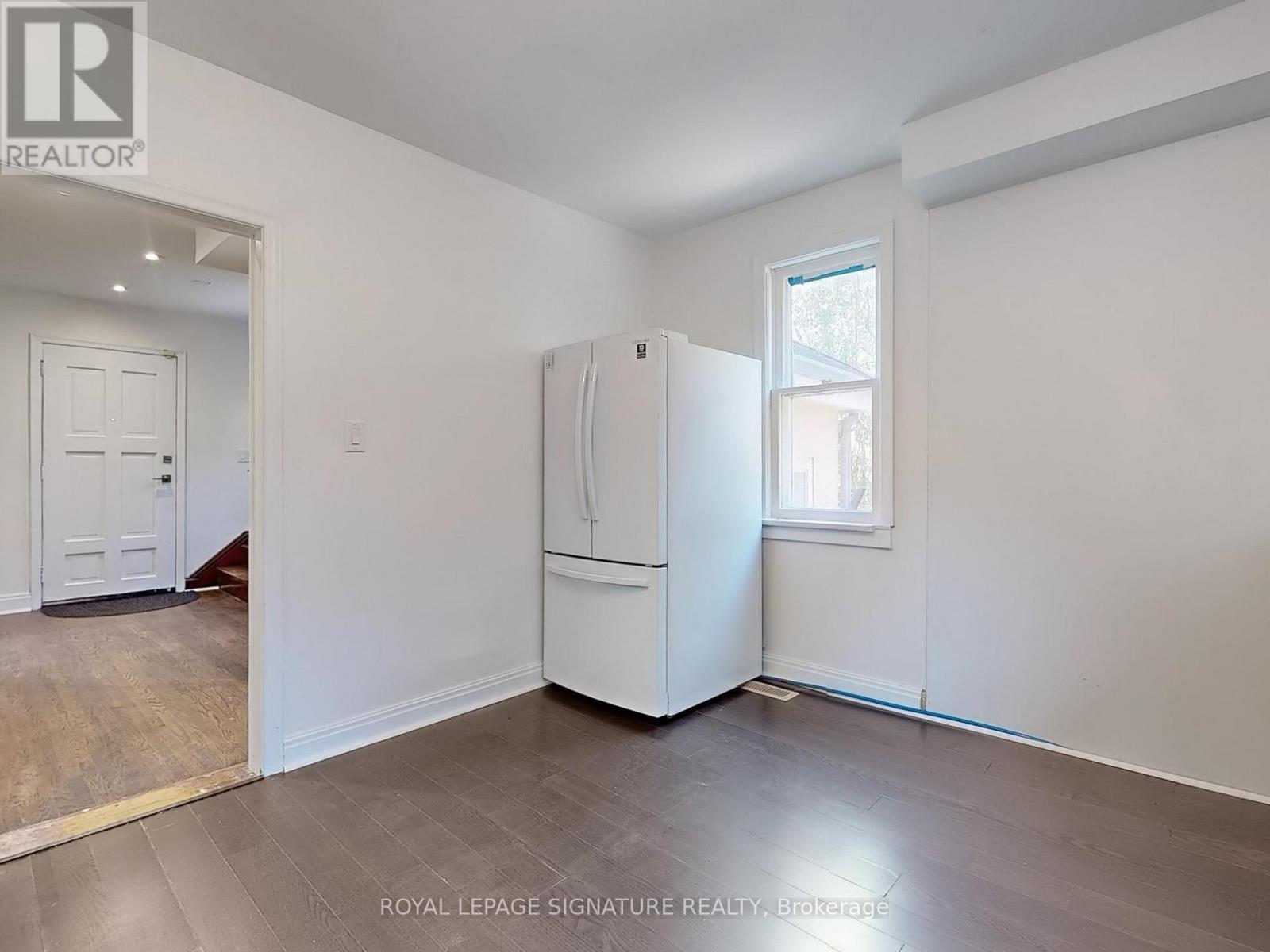 Photo 13 of 1 21 Yongeview Avenue, Richmond Hill ON