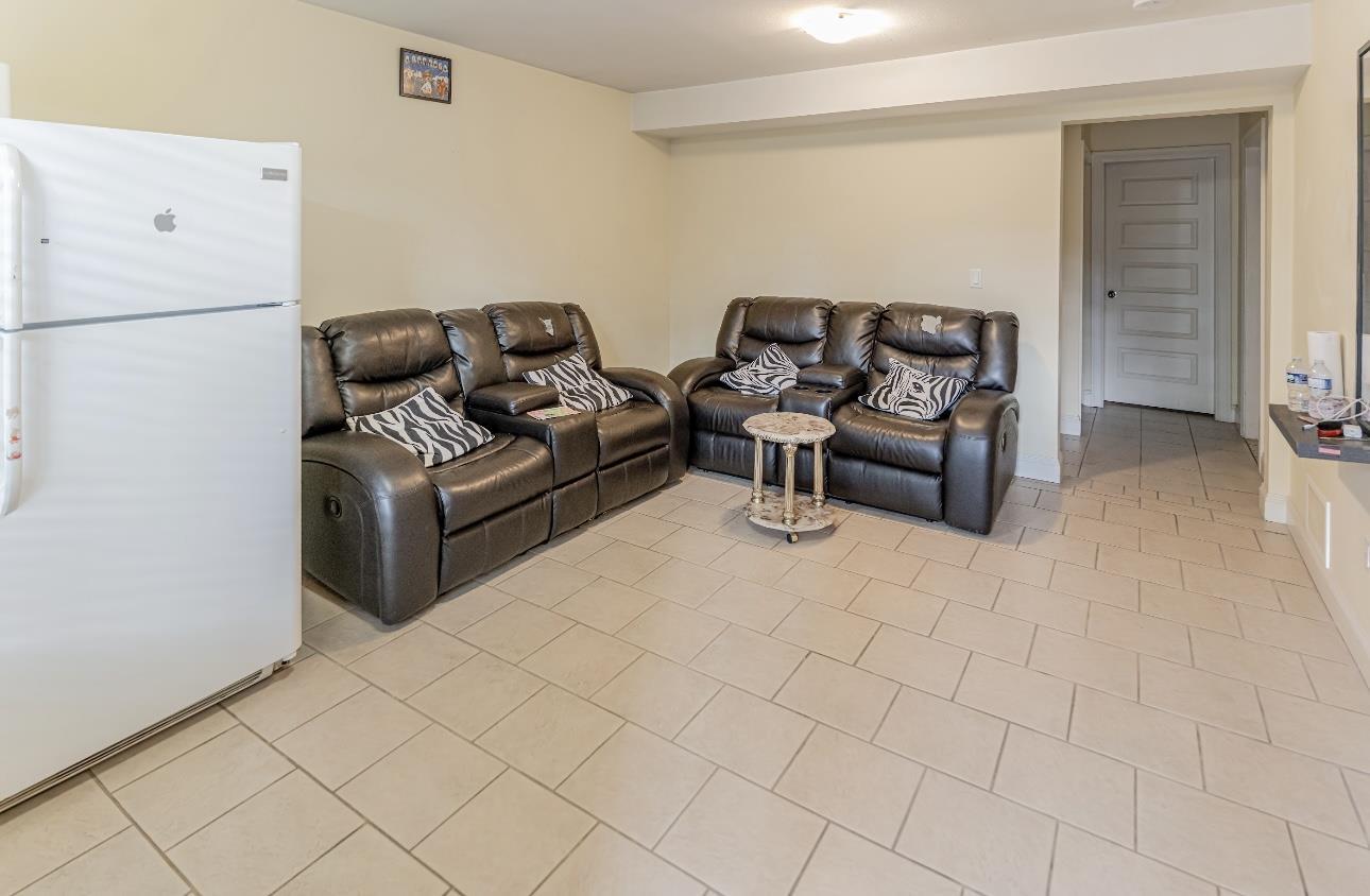 Photo 13 of 6671 125 A Street, Surrey BC