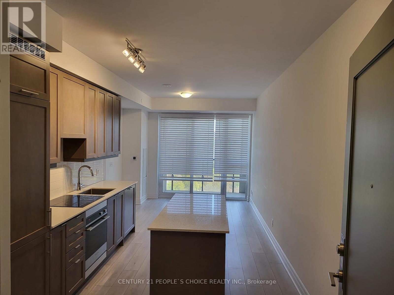 Photo 3 of 1102 30 Elm Drive W, Mississauga ON