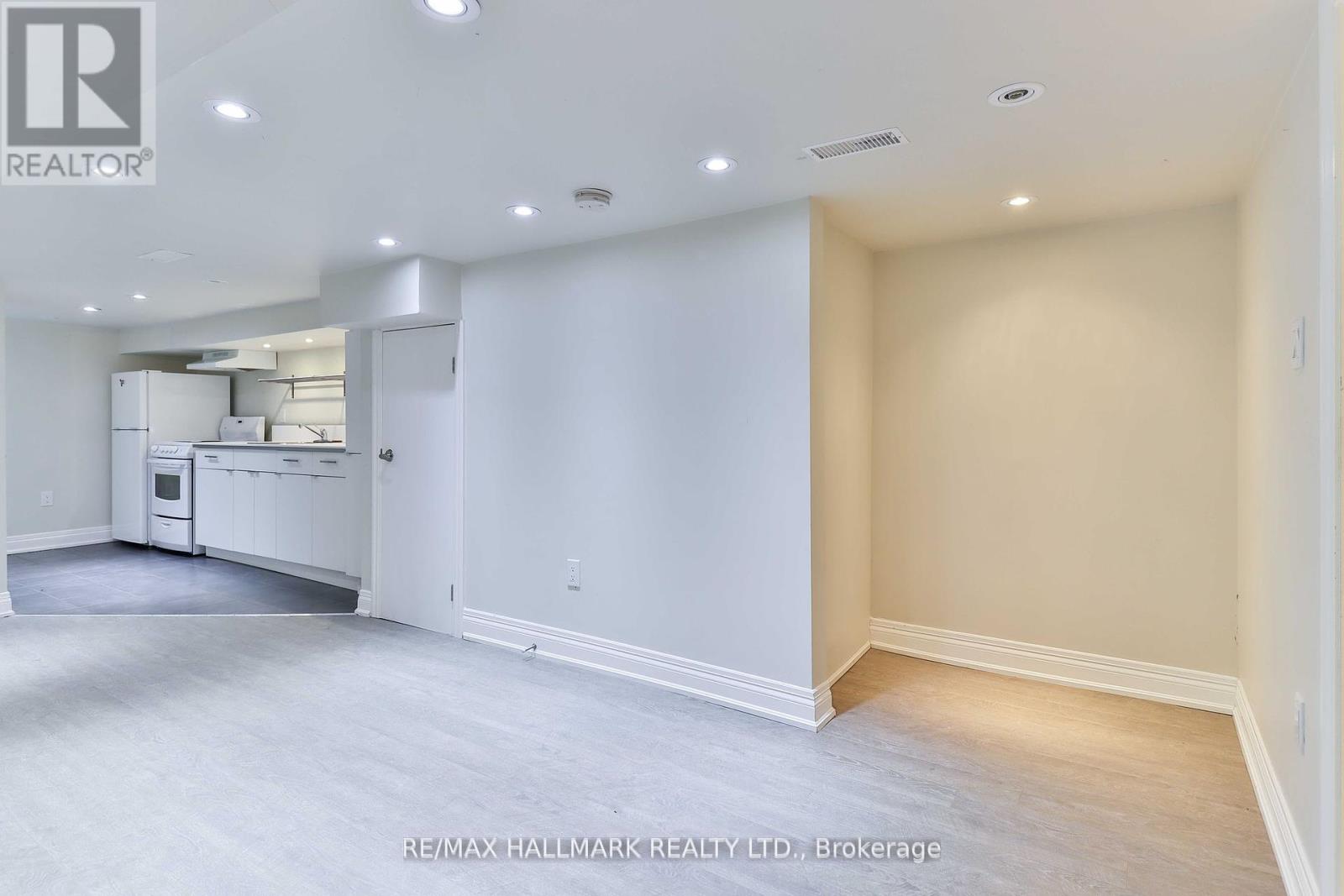 Photo 8 of 281 Symington Avenue, Toronto ON