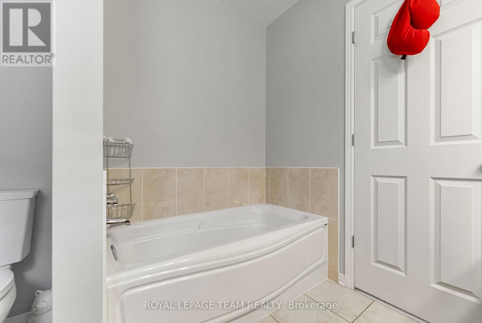 Photo 13 of 200 Edey Street, Arnprior ON