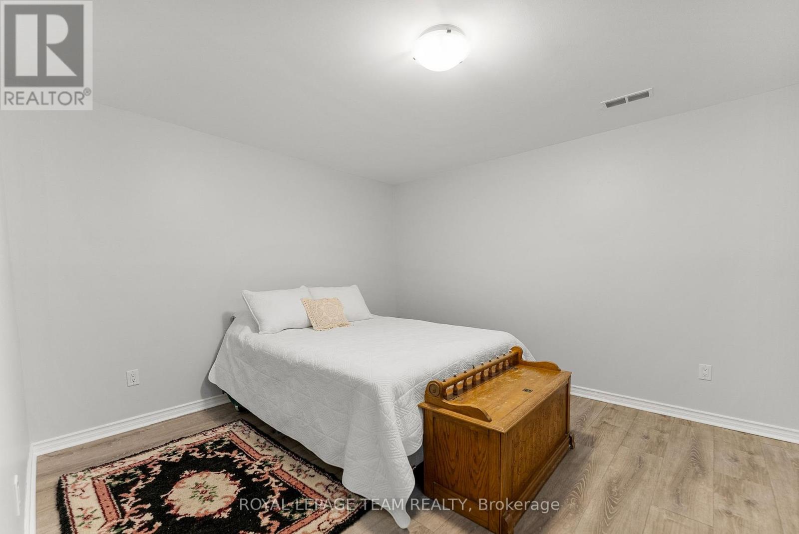 Photo 15 of 200 Edey Street, Arnprior ON