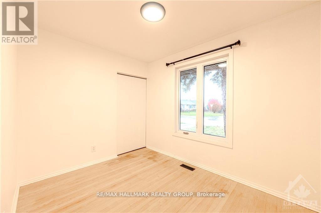 Photo 21 of A 18 Majestic Drive, Ottawa ON