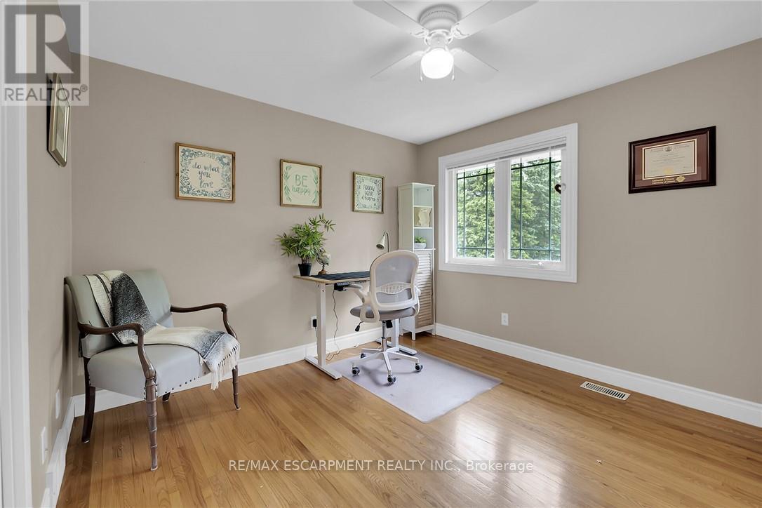 Photo 33 of 10 Emily Street, Norfolk ON