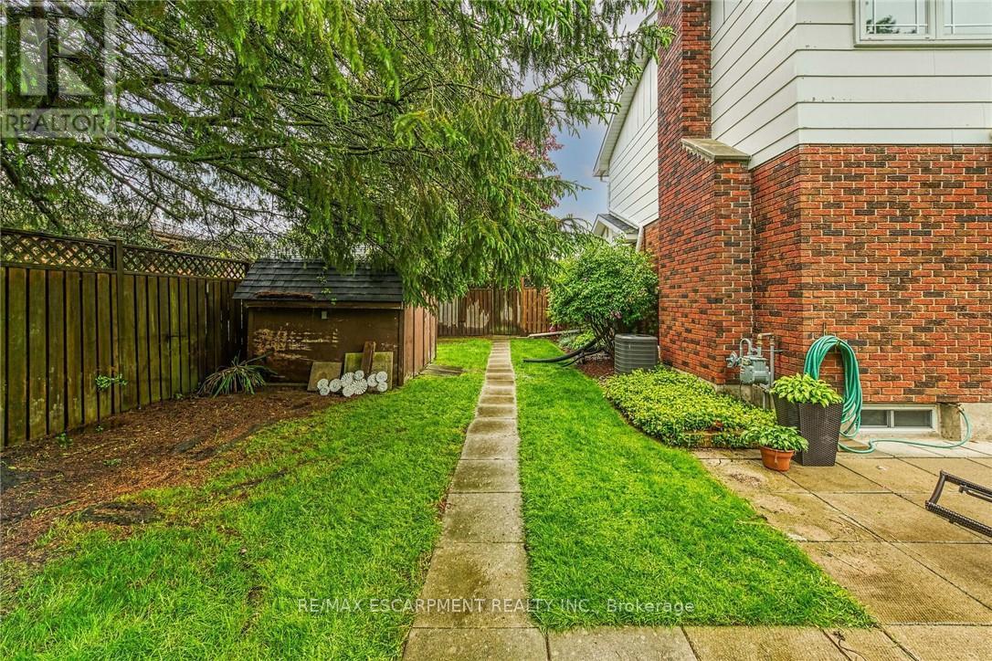 Photo 39 of 10 Emily Street, Norfolk ON
