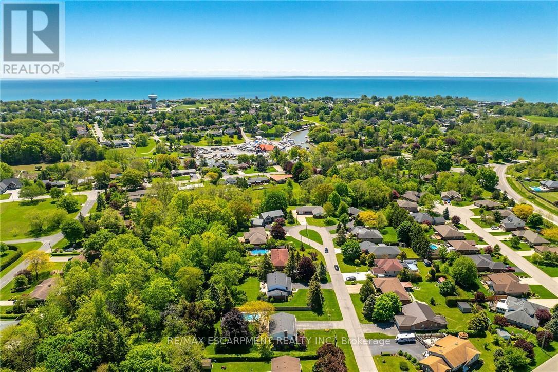 Photo 50 of 10 Emily Street, Norfolk ON