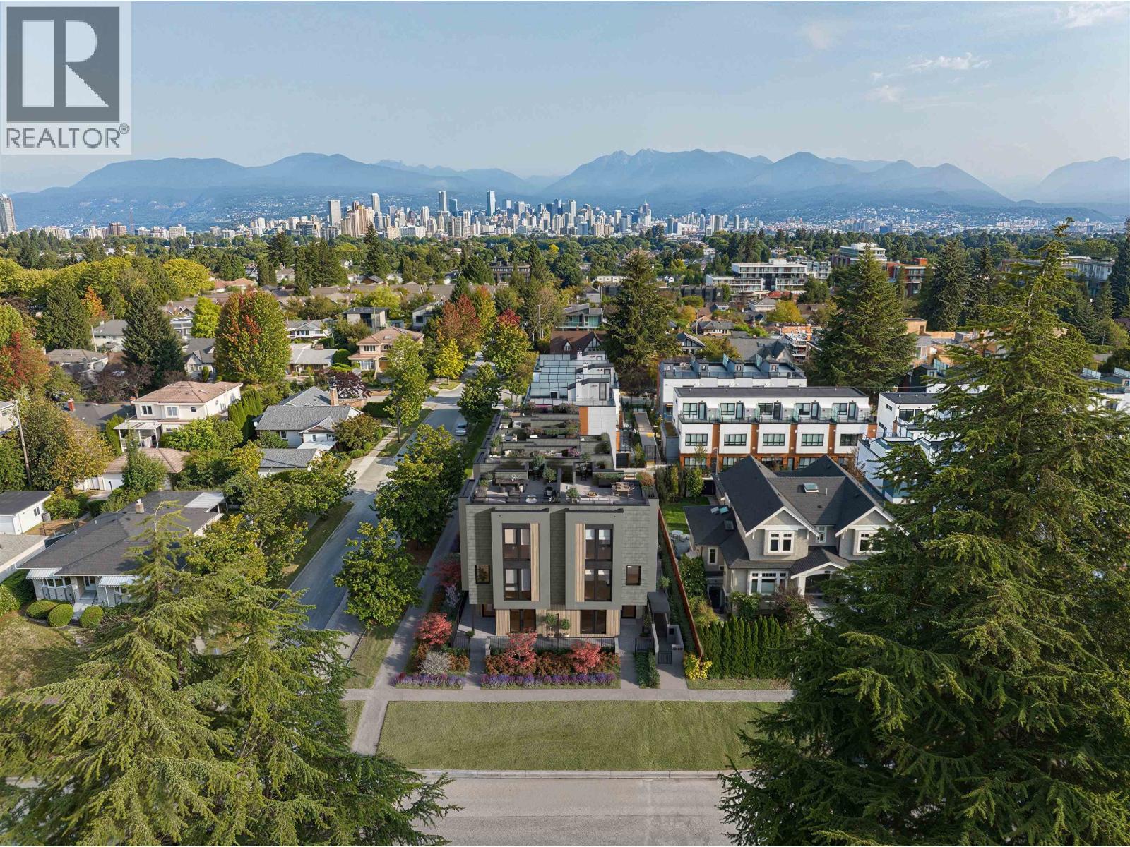 Photo 4 of 4470 Ash Street, Vancouver BC