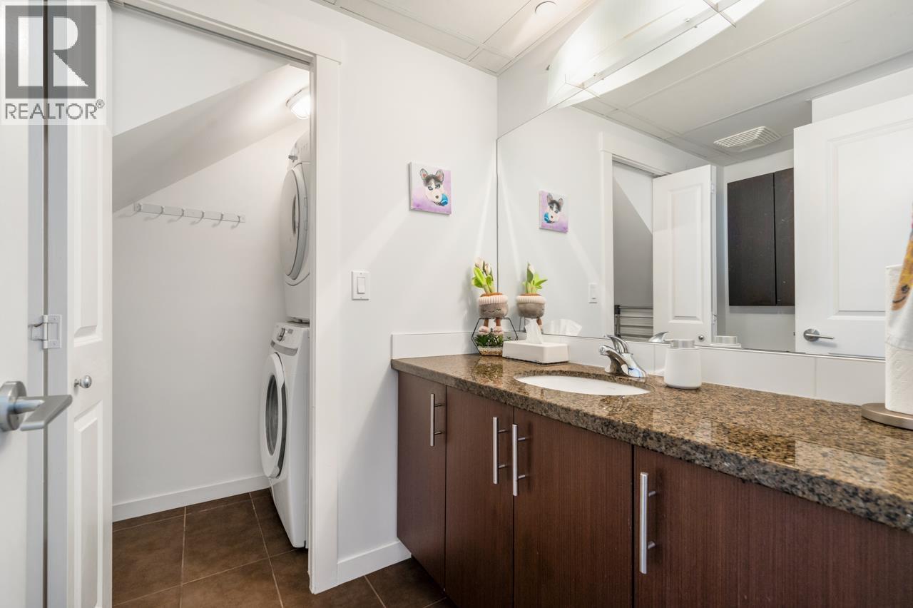 Photo 10 of 304 6077 London Road, Richmond BC