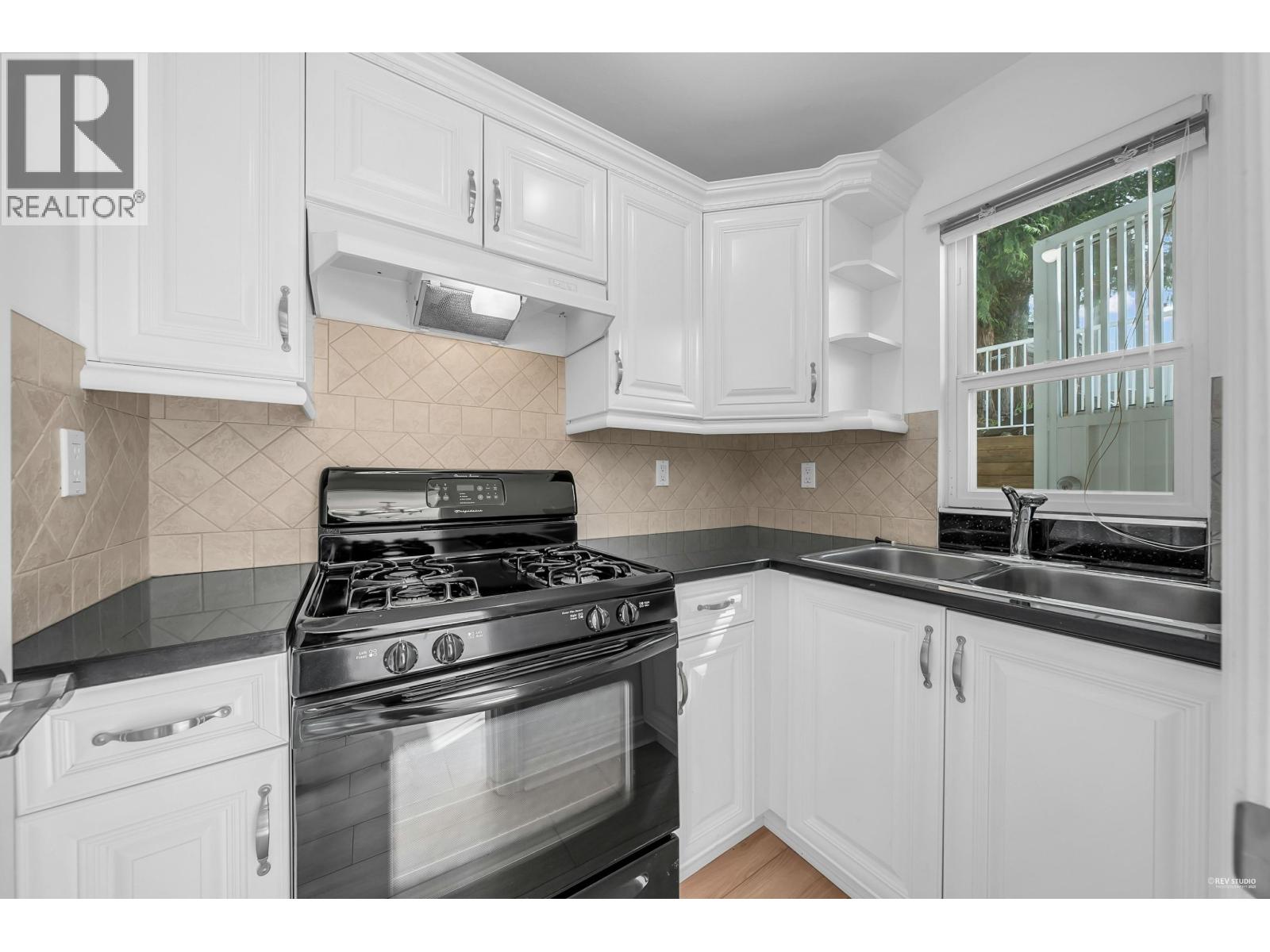 Photo 31 of 7938 Victoria Drive, Vancouver BC