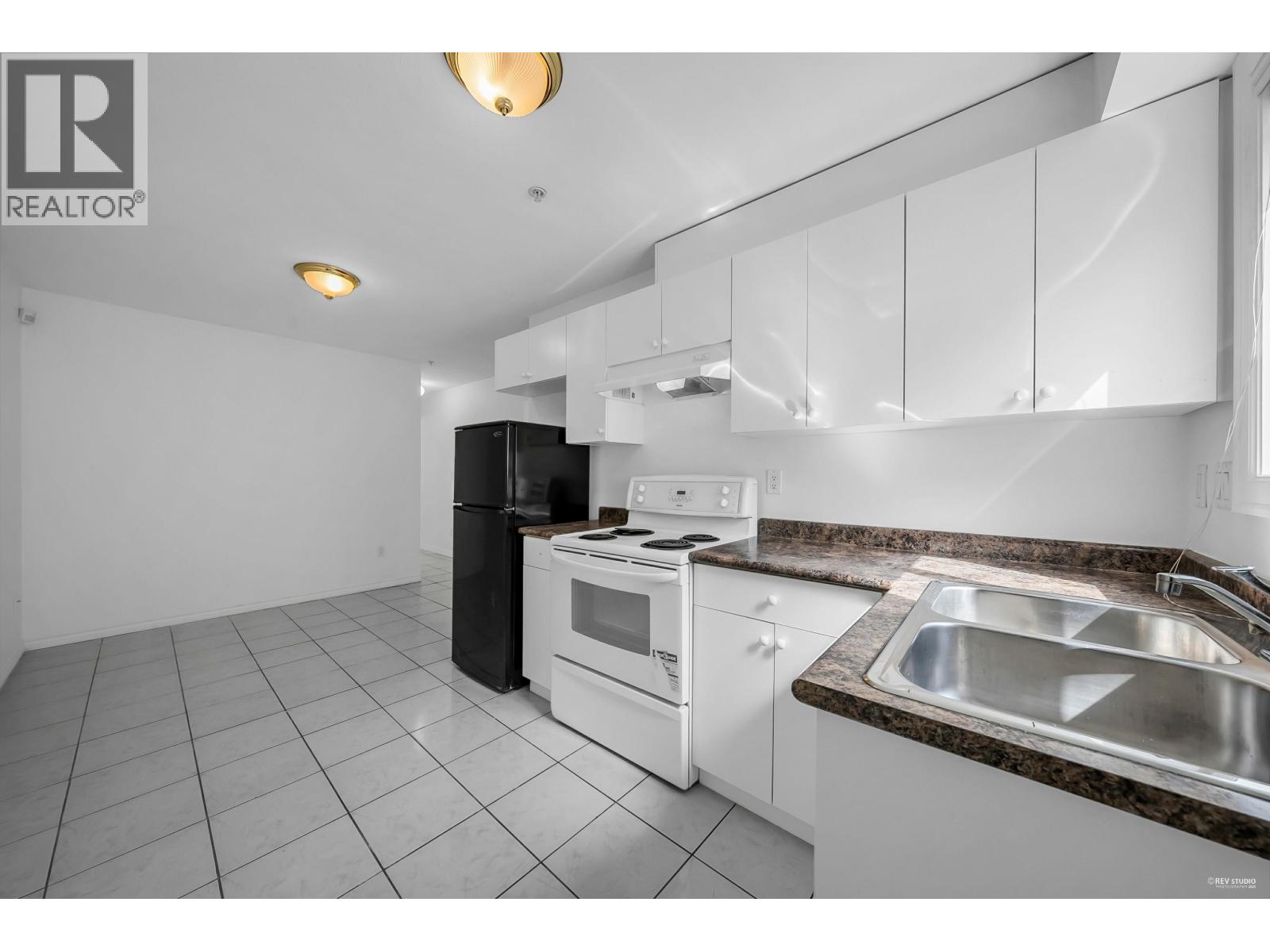 Photo 36 of 7938 Victoria Drive, Vancouver BC