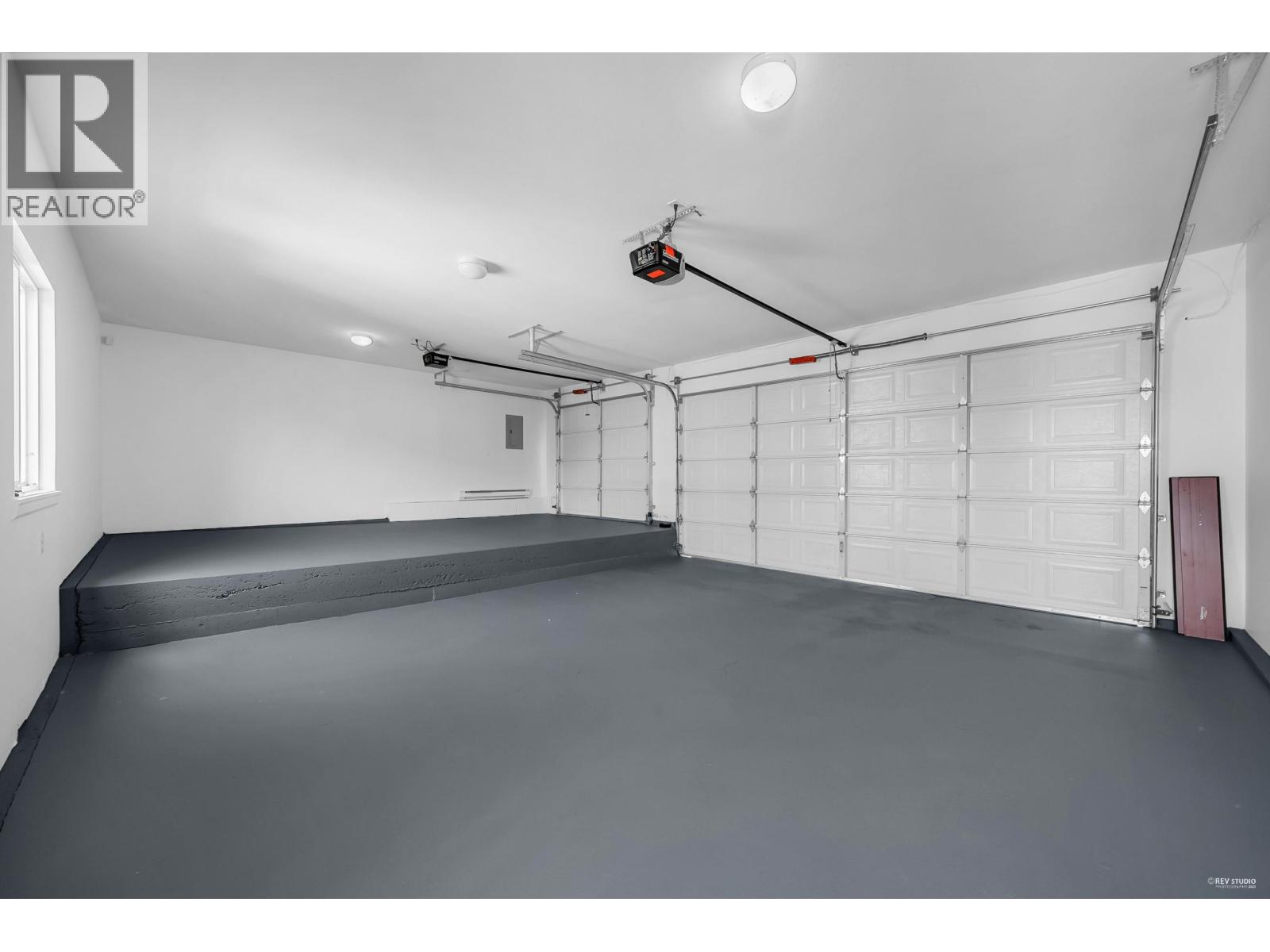 Photo 37 of 7938 Victoria Drive, Vancouver BC