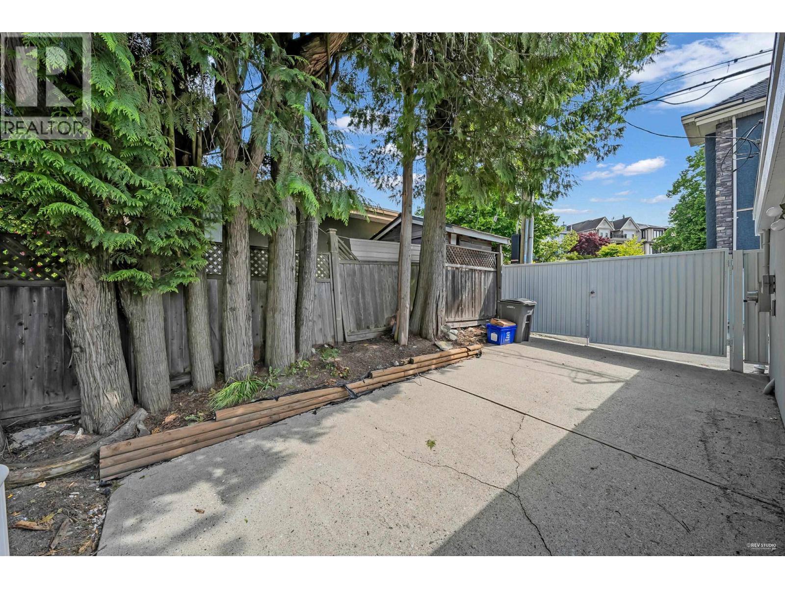 Photo 39 of 7938 Victoria Drive, Vancouver BC