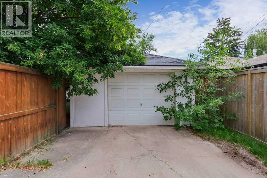 Single Family House Bungalow for Sale in  Glencastle Street SW Glendale Calgary 