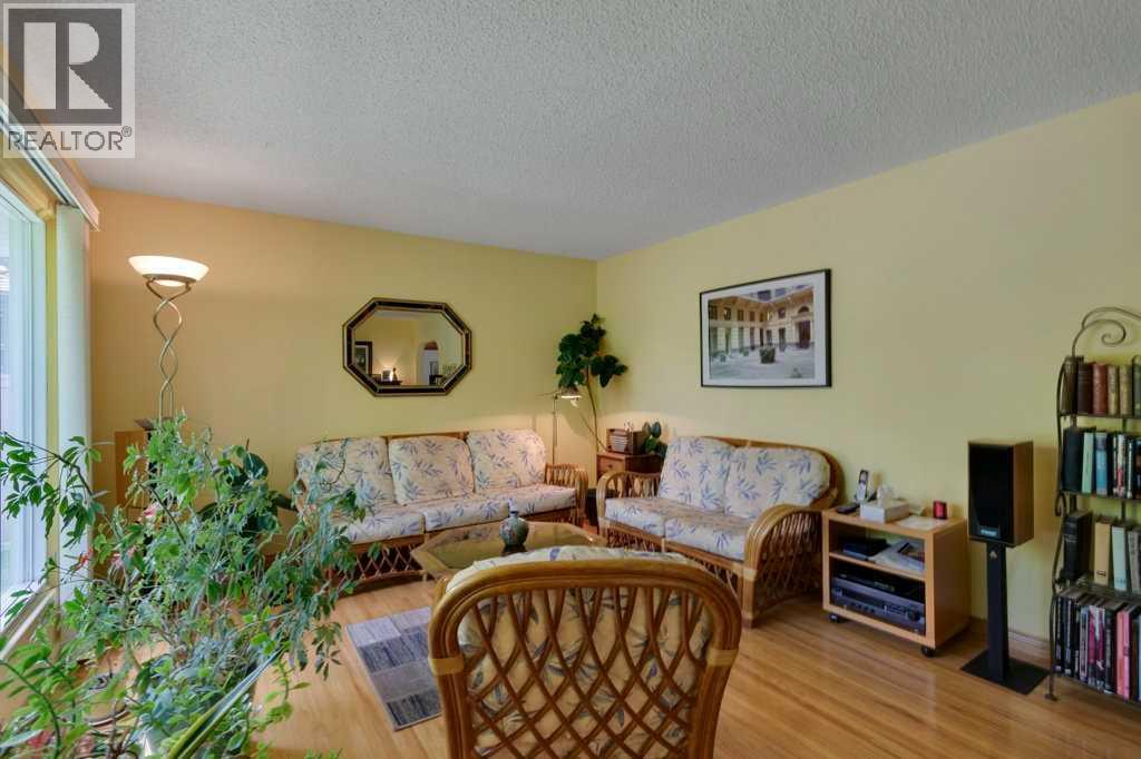 Single Family House Bungalow for Sale in  Glencastle Street SW Glendale Calgary 