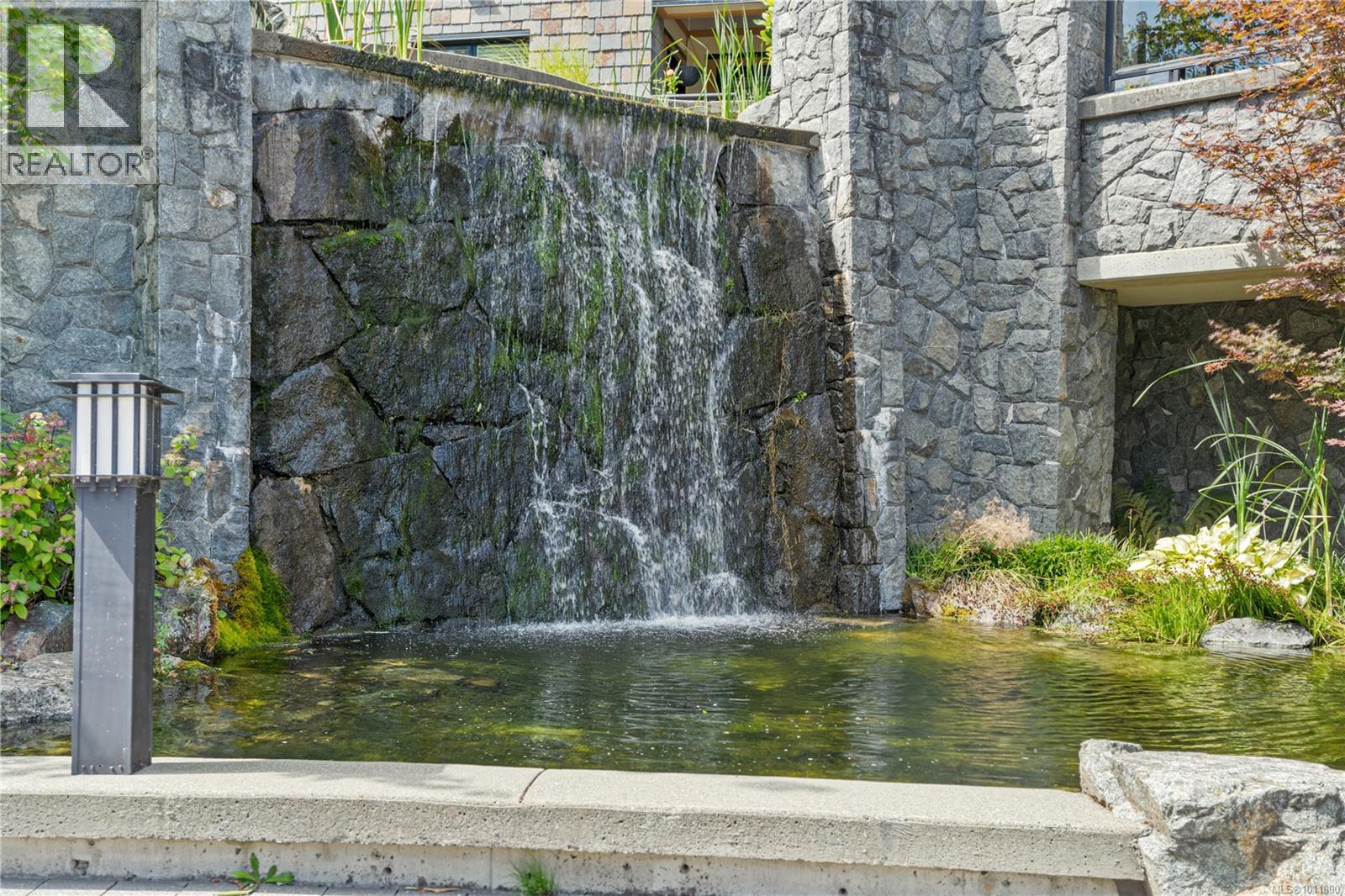 Photo 2 of 310 1400 Lynburne Pl, Langford BC