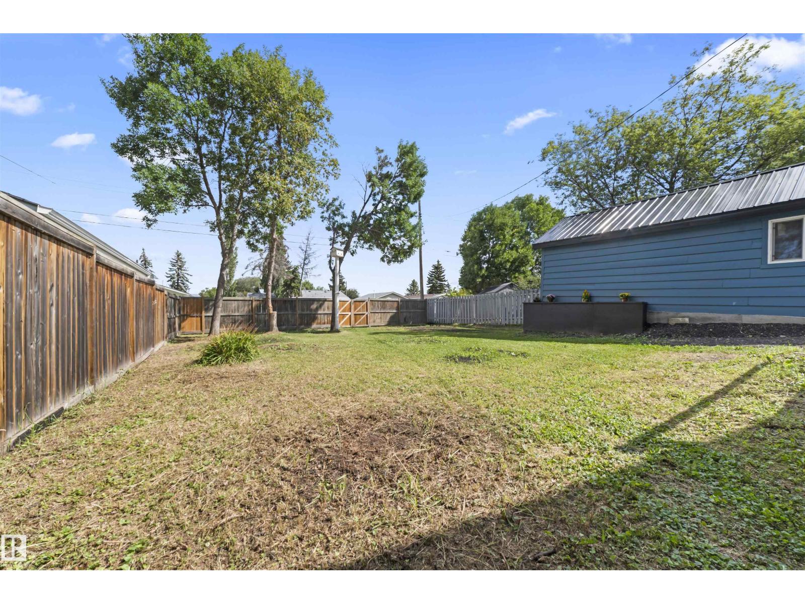 Photo 39 of 5032 55 Ave, Tofield AB