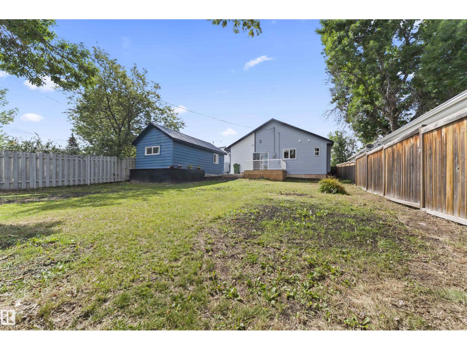 Photo 41 of 5032 55 Ave, Tofield AB