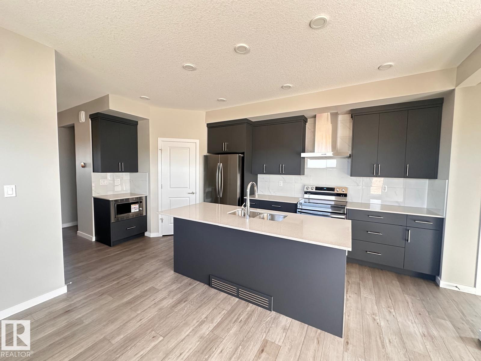 Photo 3 of 8668 Edgemont Li Nw Nw, Edmonton AB