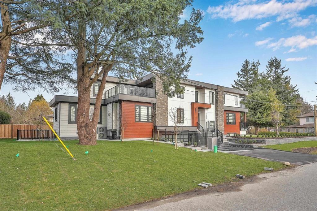 Photo 31 of 13915 Blackburn Avenue, White Rock BC