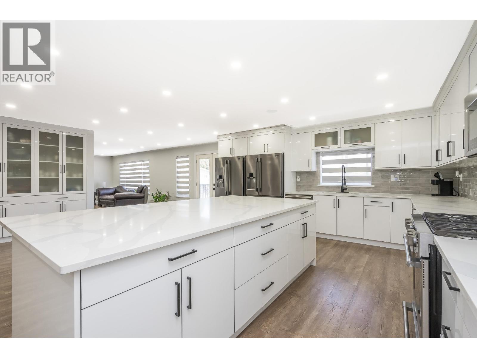 Photo 11 of 7331 Lombard Road, Richmond BC