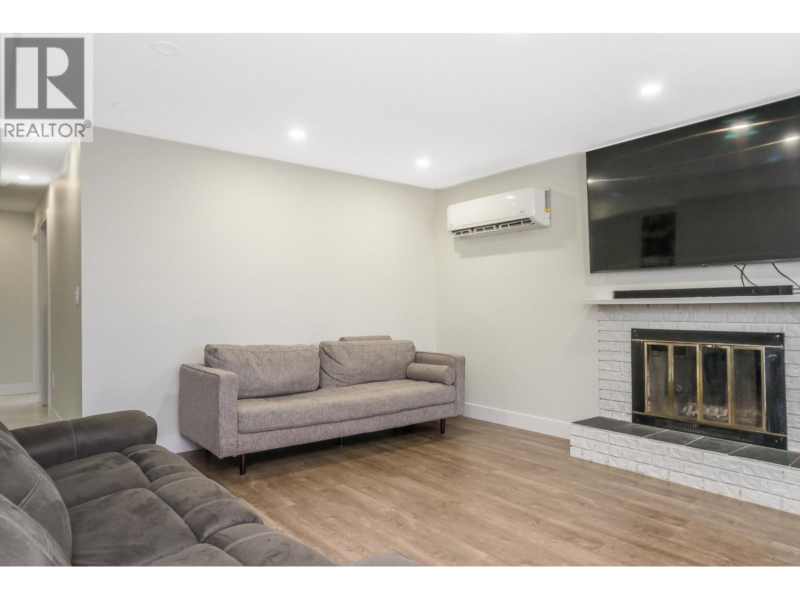 Photo 16 of 7331 Lombard Road, Richmond BC