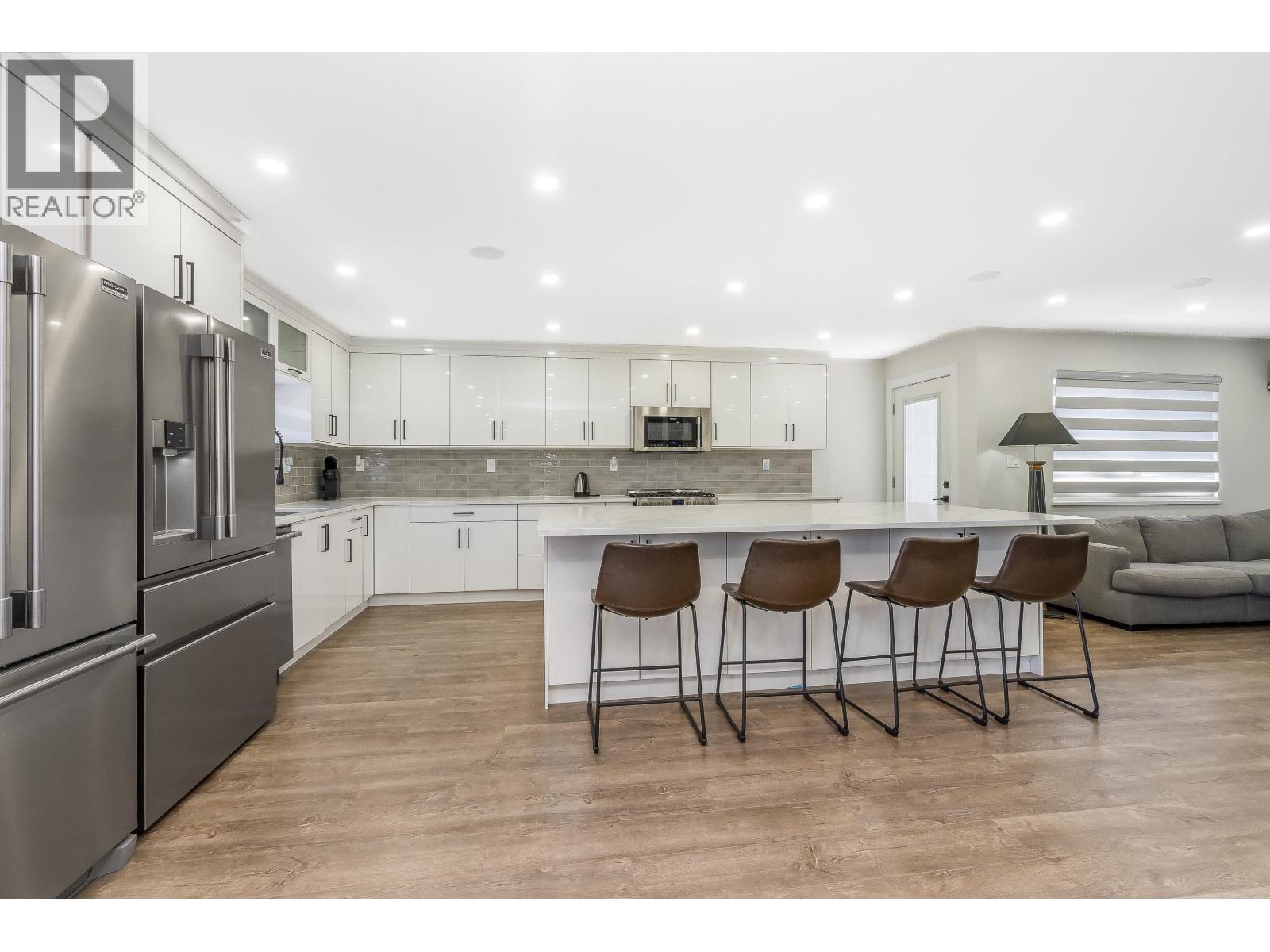 Photo 8 of 7331 Lombard Road, Richmond BC