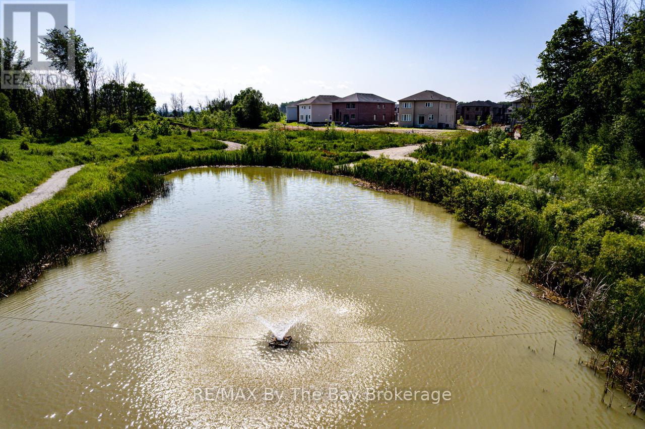 Photo 36 of 5 Misty Ridge Road, Wasaga Beach ON