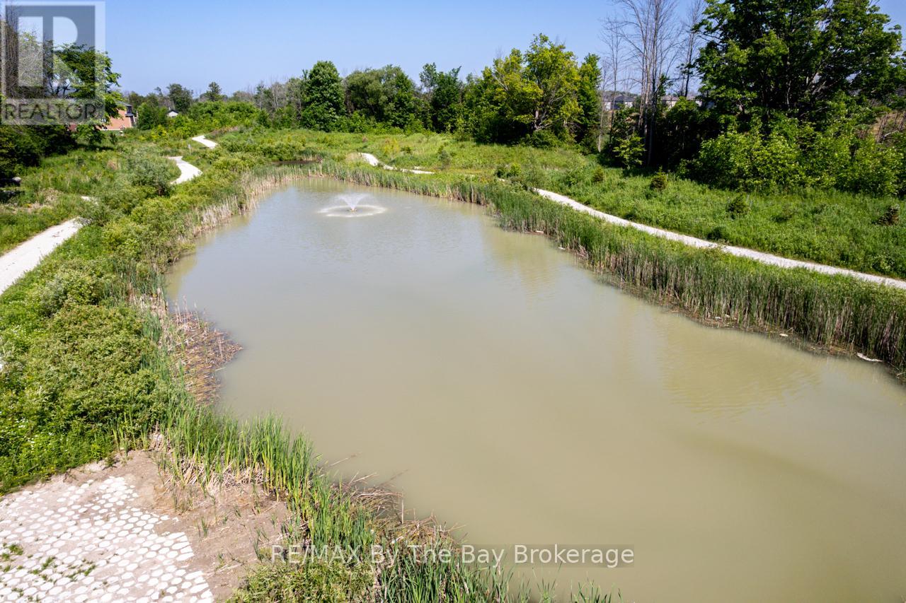 Photo 35 of 5 Misty Ridge Road, Wasaga Beach ON