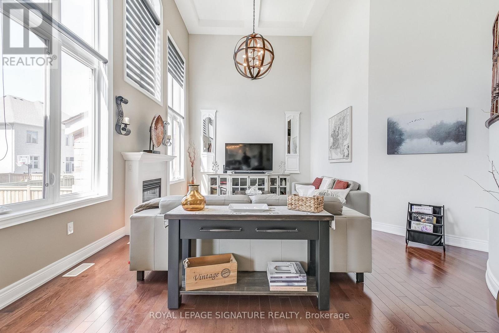 Photo 18 of 18 Flanders Road, Brampton ON