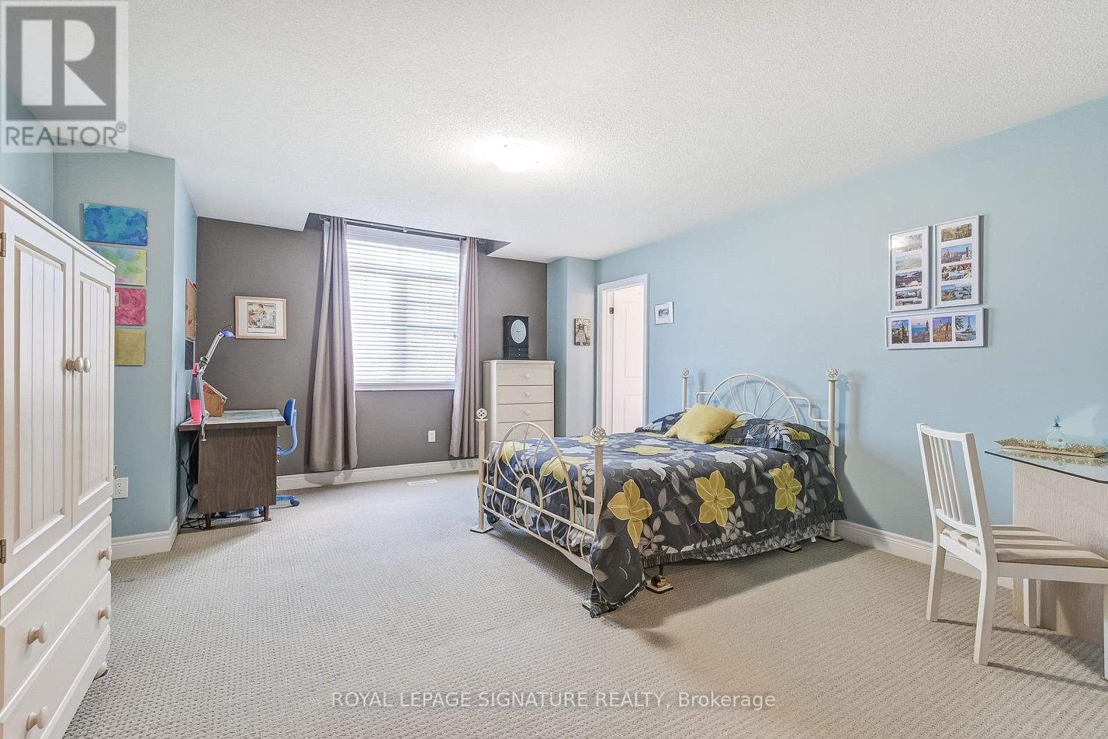 Photo 27 of 18 Flanders Road, Brampton ON