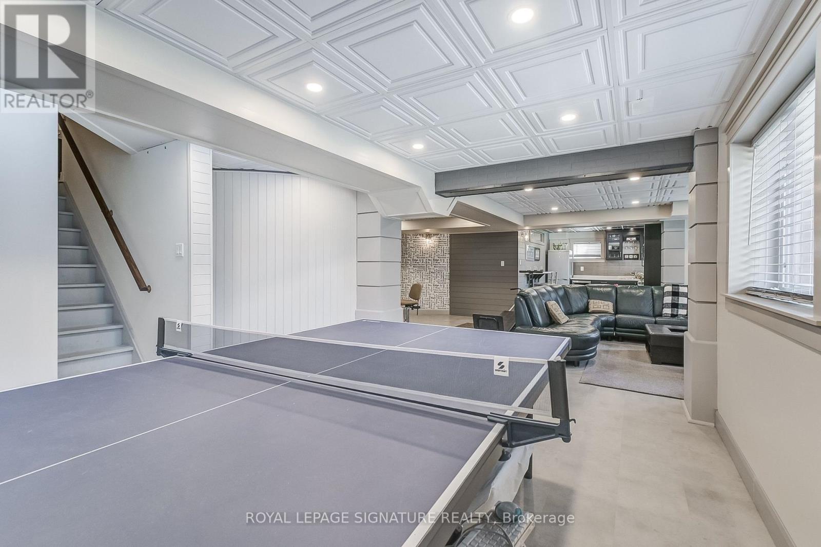 Photo 40 of 18 Flanders Road, Brampton ON